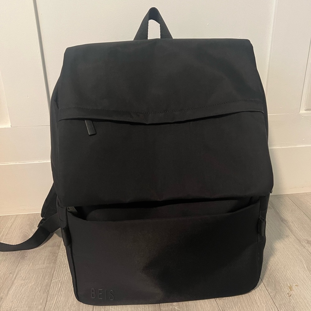 BEIS Black Everyday Backpack